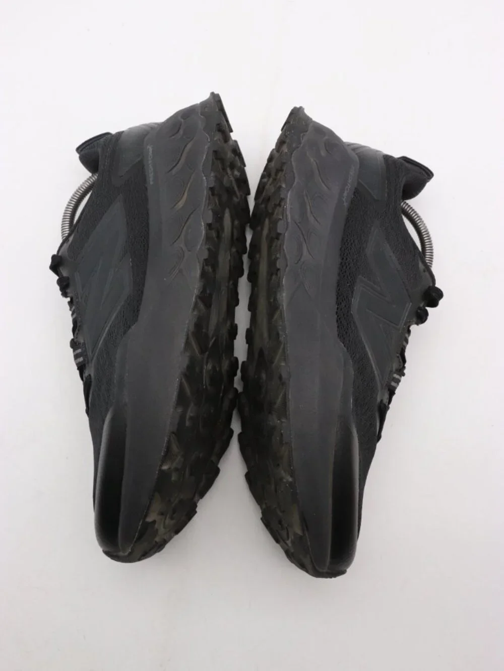 New Balance Fresh Foam X Garoe V2 Men's 10 D Black Trail Running Shoes MTGAROK2